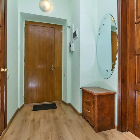 Two Bedroom Apartment On Liuteranska Street Kiev Ngoại thất bức ảnh