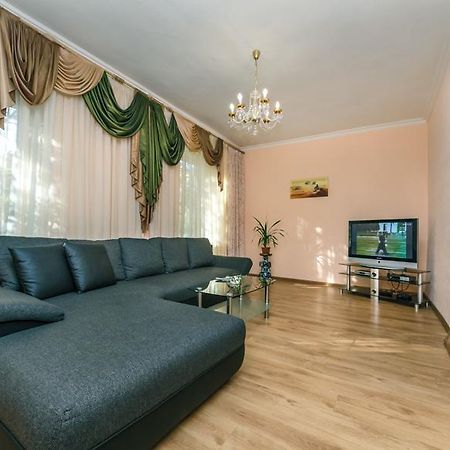 Two Bedroom Apartment On Liuteranska Street Kiev Ngoại thất bức ảnh