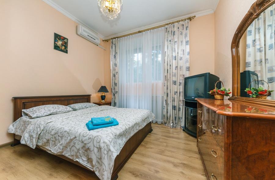 Two Bedroom Apartment On Liuteranska Street Kiev Ngoại thất bức ảnh